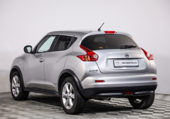 Подержанный автомобиль Nissan Juke 2012 года (7 фото)