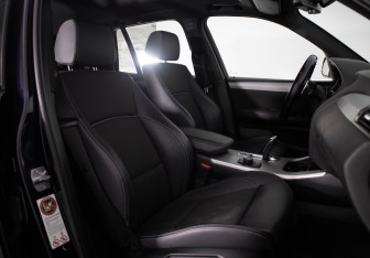 Подержанный автомобиль BMW X3 2015 года (17 фото)