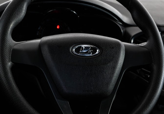 Подержанный автомобиль LADA (ВАЗ) Vesta Sedan 2017 года (13 фото)