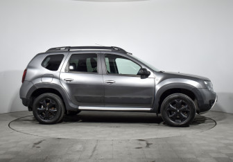 Подержанный автомобиль Renault Duster 2019 года (4 фото)