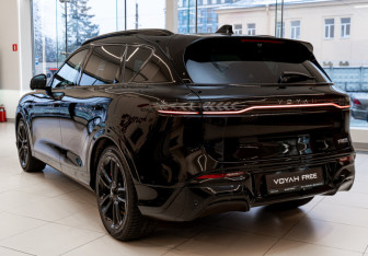 Новый Voyah Free 2025 (4 фото)