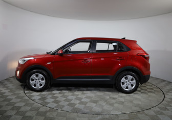 Подержанный автомобиль Hyundai Creta 2017 года (8 фото)