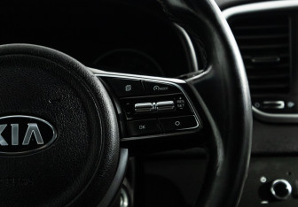 Подержанный автомобиль Kia Sportage 2020 года (24 фото)