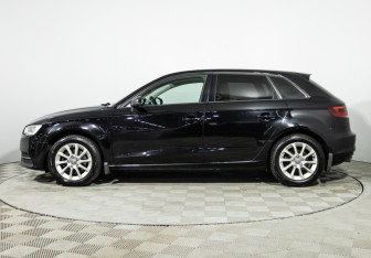 Подержанный автомобиль Audi A3 Hatchback 2013 года (8 фото)