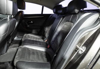 Подержанный автомобиль Volkswagen Passat CC 2012 года (10 фото)