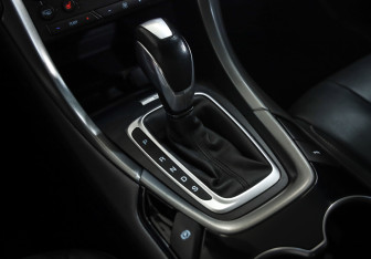 Подержанный автомобиль Ford Mondeo Sedan 2016 года (21 фото)