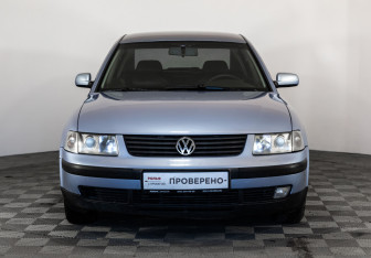 Подержанный автомобиль Volkswagen Passat Sedan 1998 года (2 фото)