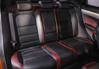 Подержанный автомобиль Geely Coolray 2020 года (28 фото)