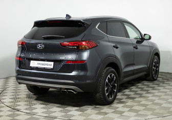 Подержанный автомобиль Hyundai Tucson 2020 года (5 фото)