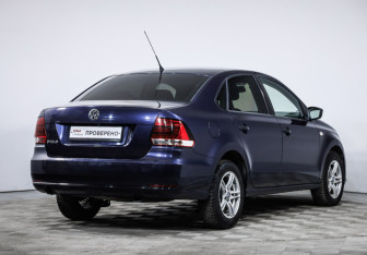 Подержанный автомобиль Volkswagen Polo Sedan 2016 года (5 фото)