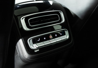 Подержанный автомобиль Exeed RX 2023 года (18 фото)