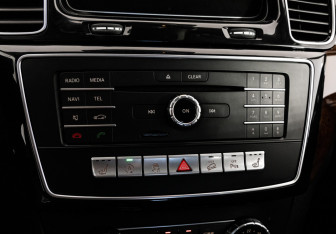 Подержанный автомобиль Mercedes-Benz GLE 2016 года (17 фото)