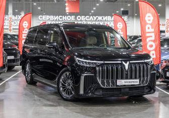 Подержанный автомобиль Voyah Dream 2023 года (5 фото)