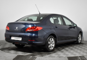 Подержанный автомобиль Peugeot 408 2013 года (5 фото)