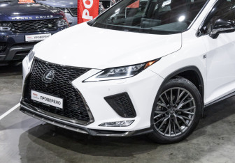 Подержанный автомобиль Lexus RX 2020 года (2 фото)