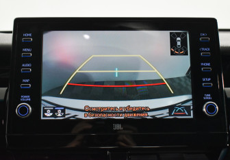 Подержанный автомобиль Toyota Camry Sedan 2022 года (14 фото)