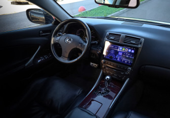 Подержанный автомобиль Lexus IS Sedan 2008 года (9 фото)