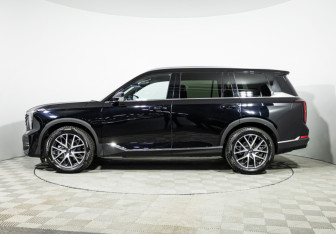 Подержанный автомобиль GAC GS8 2024 года (8 фото)