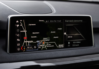 Подержанный автомобиль BMW X5 2017 года (18 фото)