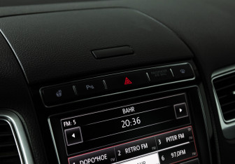 Подержанный автомобиль Volkswagen Touareg 2014 года (19 фото)