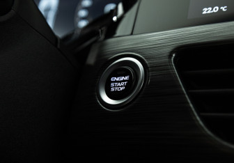 Подержанный автомобиль Geely Tugella 2022 года (20 фото)