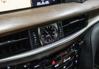 Подержанный автомобиль Lexus LX 2016 года (32 фото)