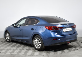 Подержанный автомобиль Mazda 3 Sedan 2017 года (7 фото)