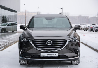 Подержанный автомобиль Mazda CX-9 2018 года (3 фото)