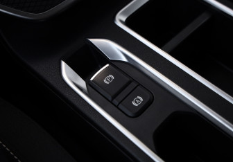 Подержанный автомобиль Haval M6 2023 года (21 фото)