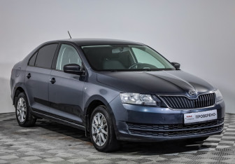 Подержанный автомобиль Skoda Rapid Liftback 2016 года (3 фото)
