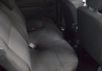 Подержанный автомобиль LADA (ВАЗ) Largus Wagon 2017 года (13 фото)