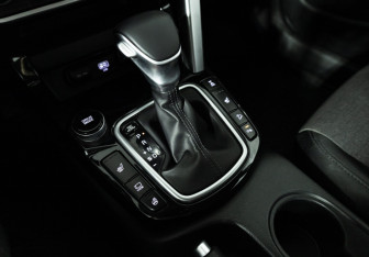 Подержанный автомобиль Kia Seltos 2021 года (18 фото)