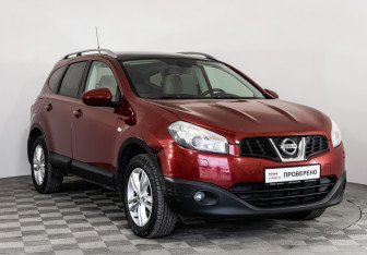 Подержанный автомобиль Nissan Qashqai+2 2011 года (3 фото)