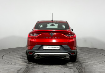 Подержанный автомобиль Renault Arkana 2021 года (6 фото)