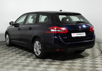 Подержанный автомобиль Peugeot 308 Wagon 2018 года (7 фото)