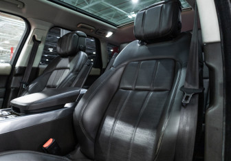 Подержанный автомобиль Land Rover Range Rover Sport 2018 года (20 фото)