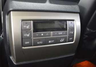 Подержанный автомобиль Lexus GX 2011 года (21 фото)