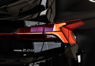 Подержанный автомобиль Hyundai Santa Fe 2021 года (7 фото)
