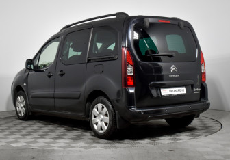 Подержанный автомобиль Citroen Berlingo 2013 года (7 фото)