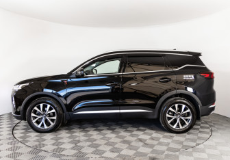 Подержанный автомобиль Chery Tiggo 7 Pro Max 2023 года (8 фото)