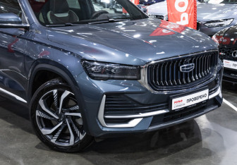 Подержанный автомобиль Geely Monjaro 2023 года (6 фото)