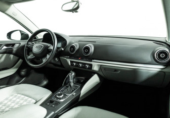 Подержанный автомобиль Audi A3 Hatchback 2013 года (9 фото)