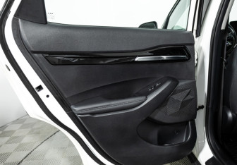 Подержанный автомобиль Kia Seltos 2022 года (31 фото)