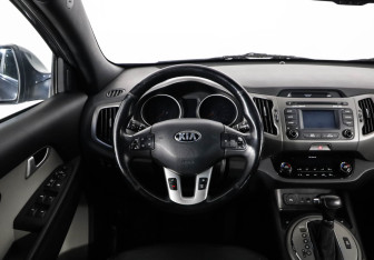 Подержанный автомобиль Kia Sportage 2014 года (11 фото)