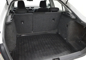 Подержанный автомобиль Skoda Octavia Liftback 2014 года (15 фото)