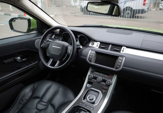 Подержанный автомобиль Land Rover Range Rover Evoque 2012 года (10 фото)