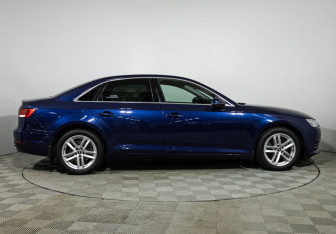 Подержанный автомобиль Audi A4 Sedan 2015 года (4 фото)