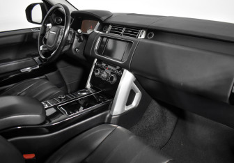 Подержанный автомобиль Land Rover Range Rover 2013 года (15 фото)