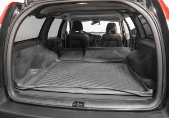 Подержанный автомобиль Volvo XC70 2006 года (24 фото)