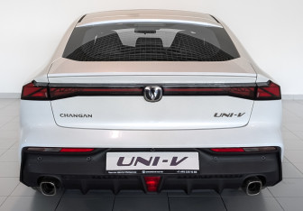 Новый Changan UNI-V 2024 (6 фото)